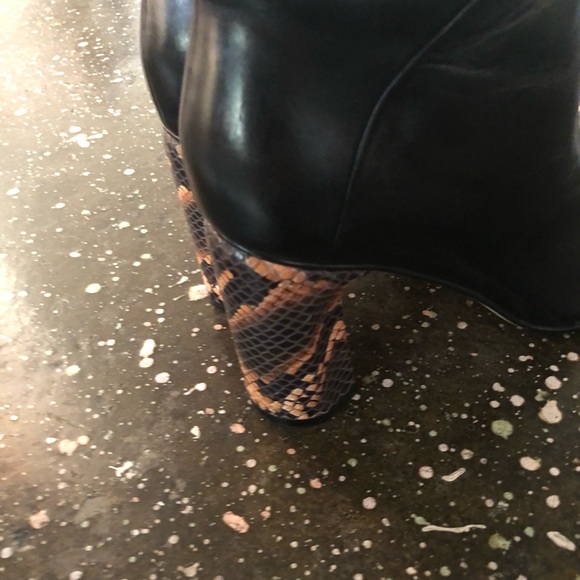 Sigerson Morrison Beatrice Ankle Booties Black - Picture 6 of 12